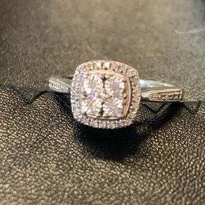 Sterling Silver 1/10 real Diamond ring